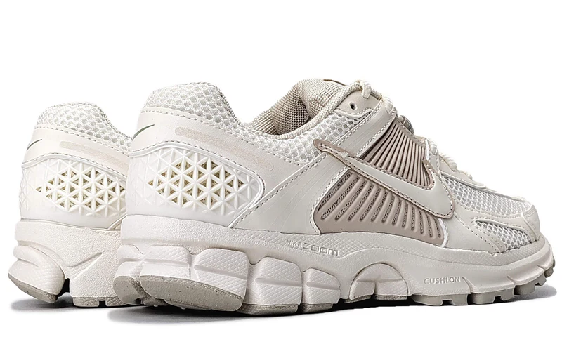 Nike Zoom Vomero 5 Sail Light Orewood Brown'